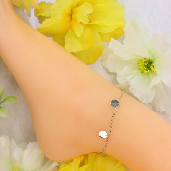 "Minimalist Anklet, Sleek & Modern Design, Women’s Fashion, YC110265-A - Picture 9 of 10